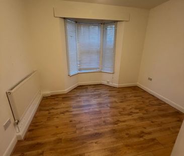 2 Bed Flat, Grange Park Road, E10 - Photo 3