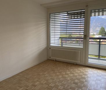 Appartement entièrement rénové de 3 pièces en duplex au 2ème étage - Photo 6