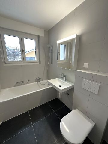 Bévilard, beautiful renovated apartment 4.5 pcs with balcony - Photo 5