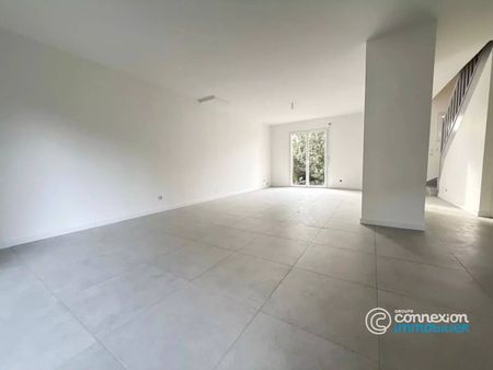 Location MaisonSucy-en-Brie - Photo 2