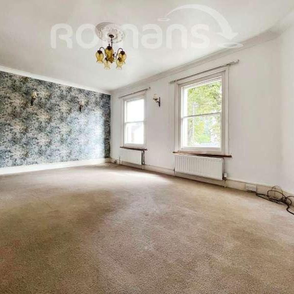 Osborne Road, Farnborough, GU14 - Photo 1