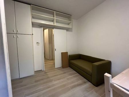 Caratteristico bilocale in zona Santo Stefano - Photo 3