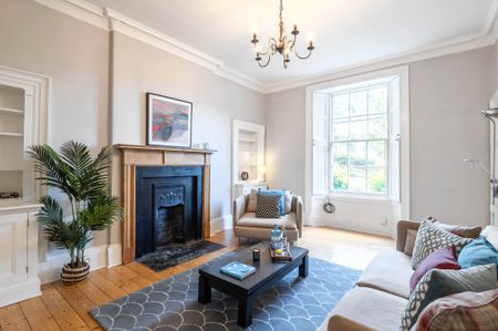 4/2 Brown's Place - Photo 3