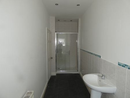 Aintree Road - Photo 4