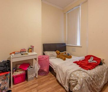 6 bedroom house to rent - Photo 1