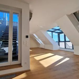 KARLSPLATZ: Exklusive Dachterrassen-Maisonette mit spektakulärem 360°-Panoramablick - Photo 3