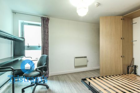 2 bed Apartment for Rent - Photo 3