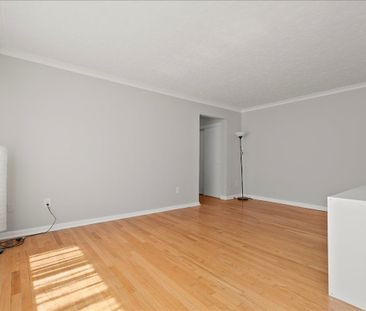 For Lease - 2 Twenty First Street Unit# 4, Toronto, Ontario - Photo 2