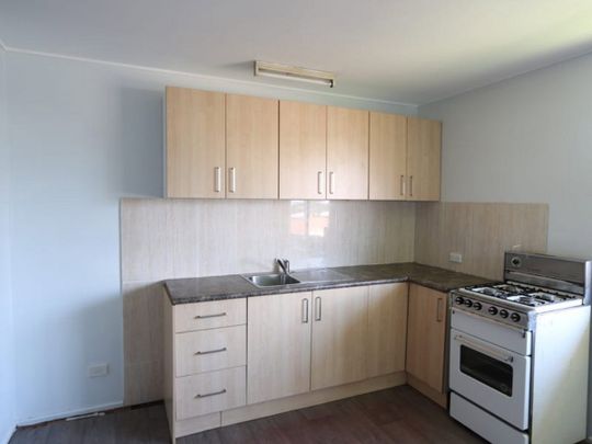 1 BEDROOM UNIT IN VERY CENTRAL POSITION - Photo 1