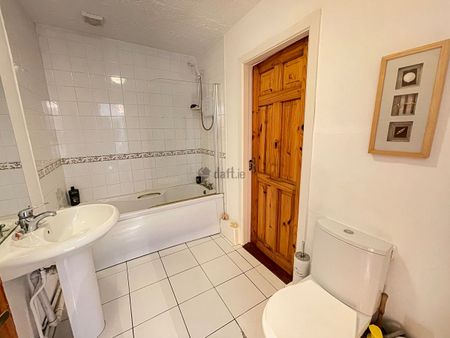 House to rent in Dublin, Dún Laoghaire - Photo 5