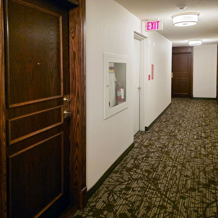 For Lease - 2585 Erin Centre Boulevard Unit# 1007, Mississauga, Ontario - Photo 1