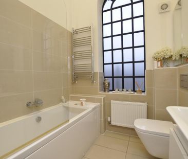 2 bedroom flat to rent - Photo 6