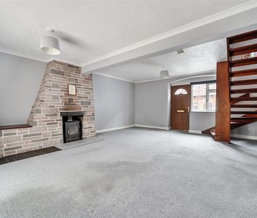 4 bedroom terraced house to rent - Photo 2