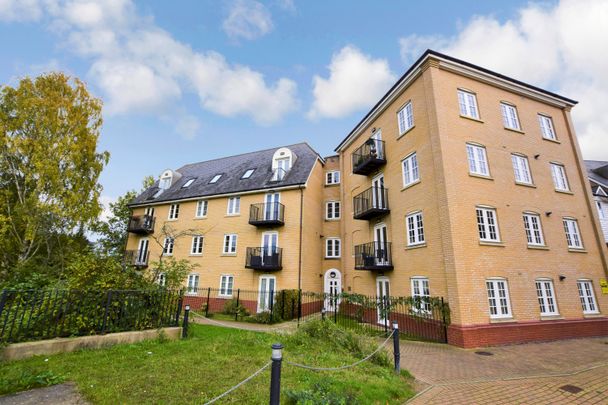 Grosvenor Place, Colchester, Essex, CO1 2ZD - Photo 1