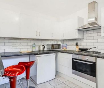 1 bedroom in a flat share to rent - Photo 4