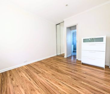 Renovated 1-Bedroom + Separate Study | North-Facing & Full of Light - Photo 5