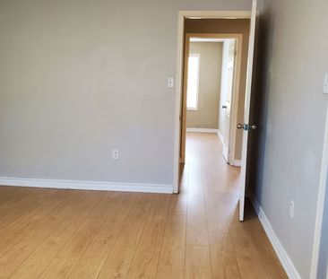 For Lease - 44 Grasslands Avenue, Richmond Hill, Ontario - Photo 5