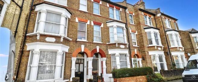 5 bedroom terraced house to rent - Photo 1