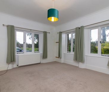 4 bedroom detached house to rent - Photo 1