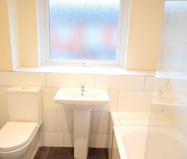 14 Glentoran Place, BT68DH, Belfast - Photo 6