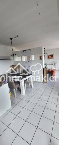 Helle Wohnung mit Fernblick und sonnigem Balkon 2 Zimmer in Riedstadt - Foto 2