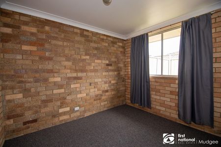 TWO BEDROOM WELL SIZED UNIT - Photo 4