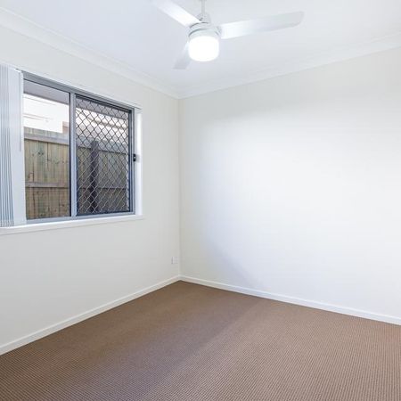 B/L $490 Until 9/3/26 $520 / $1,960 Bond - Photo 2