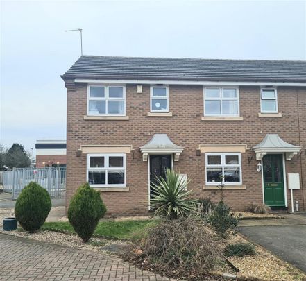 2 bedroom end of terrace house to rent - Photo 1