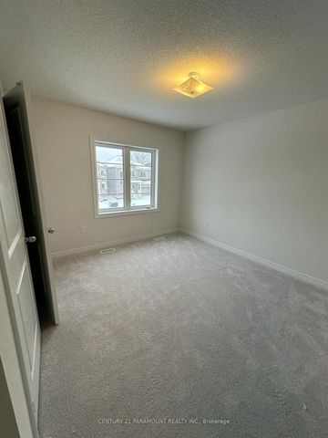 Detached Home For Lease | X8121070 - Photo 4