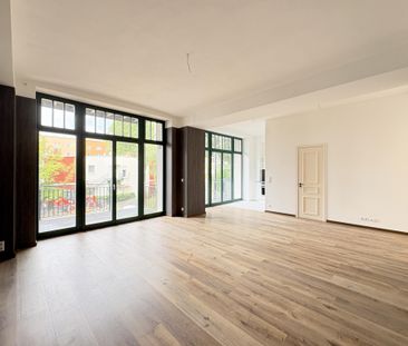 NEU: Hochwertig sanierte 2-Raumwohnung mit großzügiger Terrasse. - Foto 1