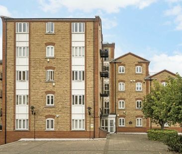Rotherhithe Street - Photo 6