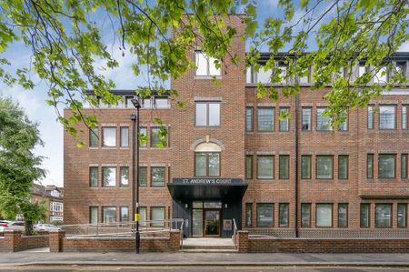 River Front, Enfield, London, EN1 - Photo 3