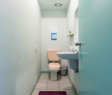 5 Bedroom Apartment - Photo 6