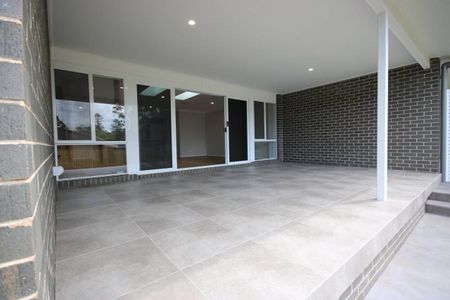 Perfect for the family lifestyle - Photo 3