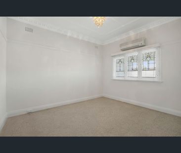 13 Francis Street, Mascot, NSW 2020 - Photo 4