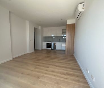 Brand-New Boutique Complex - 2 Bedroom Townhouse - Photo 6