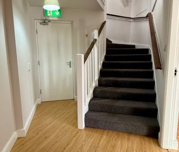 6 bed Apartment for Rent - Photo 6