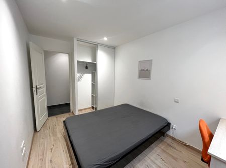 : Appartement 80.0 m² à ST ETIENNE - Photo 2