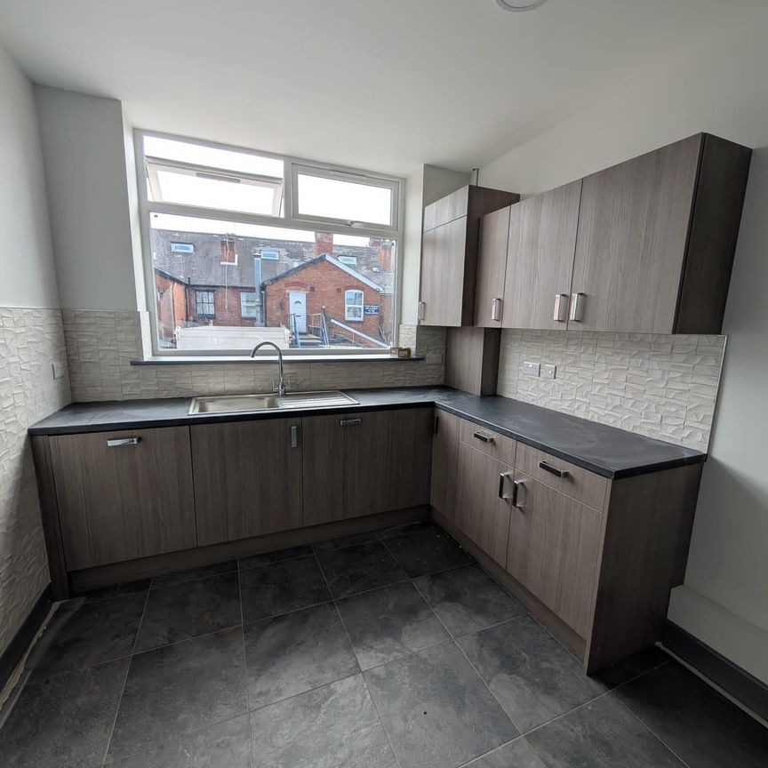 Office in Station Road Kings Heath, Birmingham, B14 7SR - Photo 1