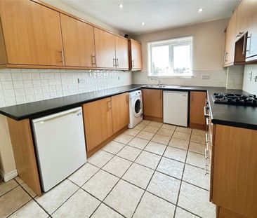 Chorley Way, Daimler Green, Coventry, CV6 - Photo 6
