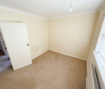 2 bedroom bungalow to rent Holme Close, Oakington, Cambridge, CB24 - Photo 3