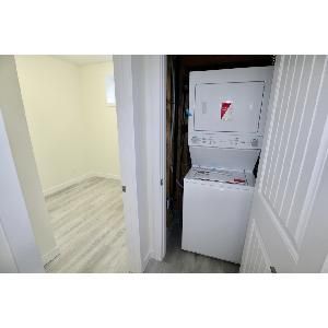 2 Bed 1 Bath Home For Rent Parkdale Edmonton - Photo 3