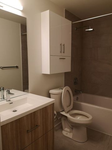 For Lease - 180 Fairview Mall Drive Unit# 1013, Toronto, Ontario - Photo 5