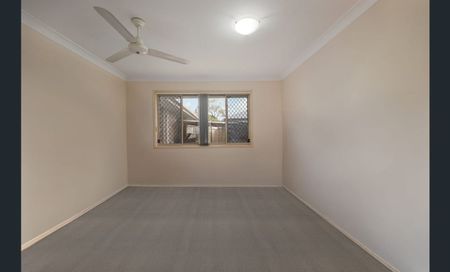 Classic Family Layout With Side Access In High Growth Area - Photo 5