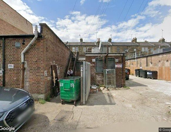 Studio Flat, Heron Mews, IG1 - Photo 1