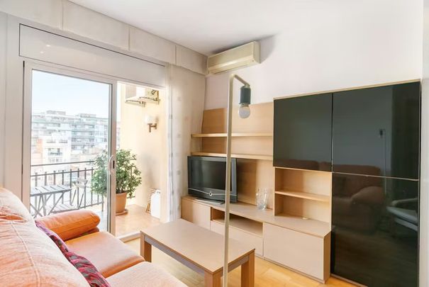 Carrer de los Castillejos, Barcelona, Catalonia 08013 - Photo 1