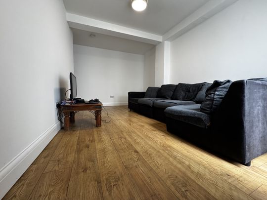 Flora Street, Cathays - Photo 1