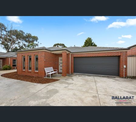 3/104 Whitehorse Rd, Mount Clear, Vic 3350 - Photo 1