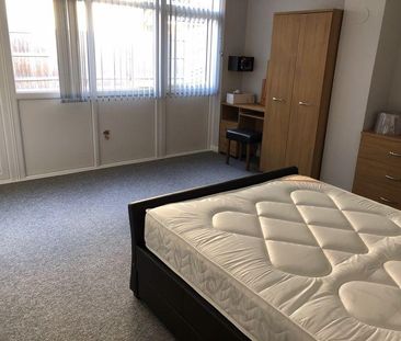 1 bedroom detached house to rent - Photo 5