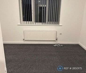 4 bedroom terraced house to rent - Photo 1